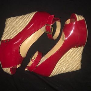 Chinese laundry wedged sandals